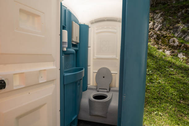 Portable Toilet Options We Offer in North Massapequa, NY